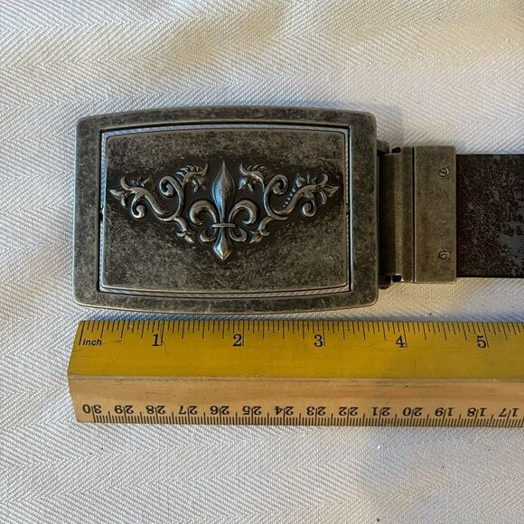 Fleur de Lis reversible pewter type belt buckle. Monogram M on the reverse side - Picture 10 of 12